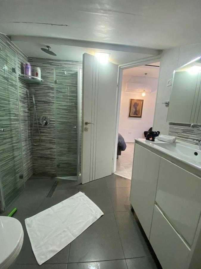 Studio Avraham Кармиел Екстериор снимка